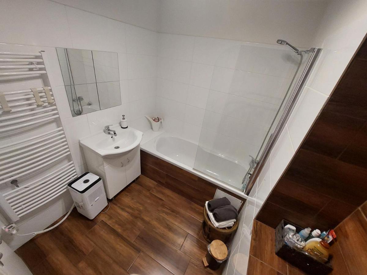 Třebíč Apartman Aromasalon מראה חיצוני תמונה