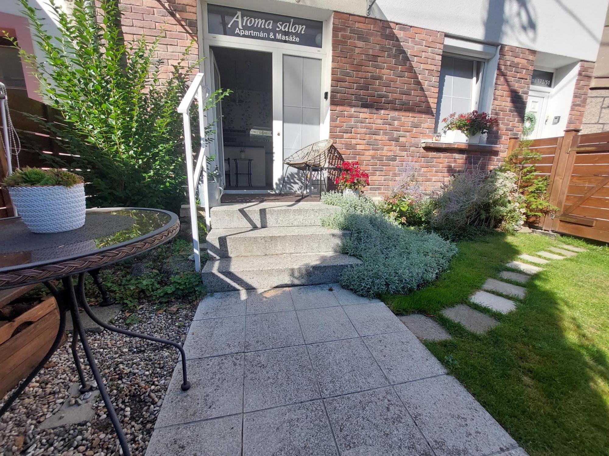 Třebíč Apartman Aromasalon מראה חיצוני תמונה